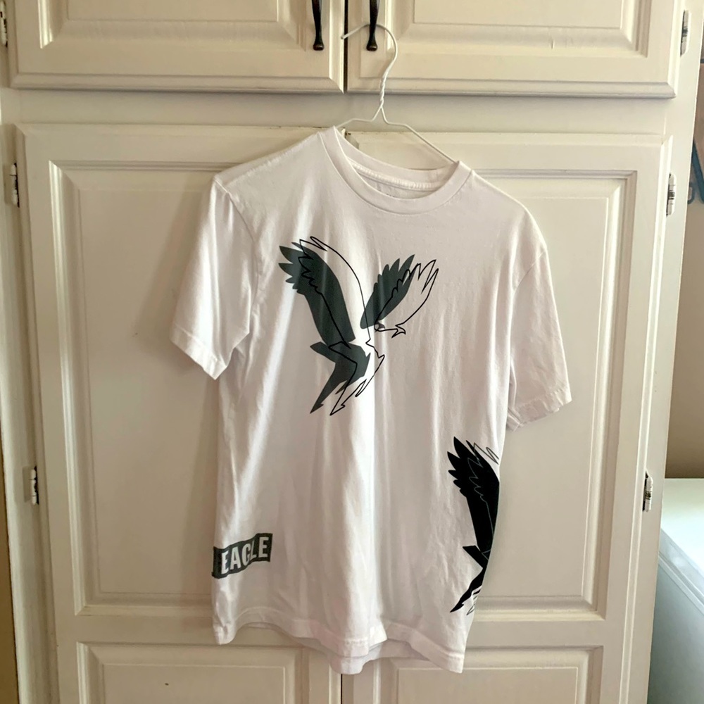 White American Eagle Tee Shirt